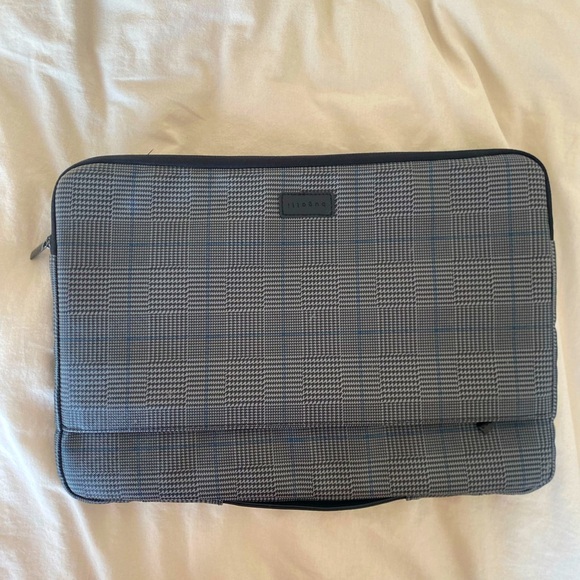 Bugatti Plaid Macbook Laptop Bag Case 15.6" - Picture 1 of 6